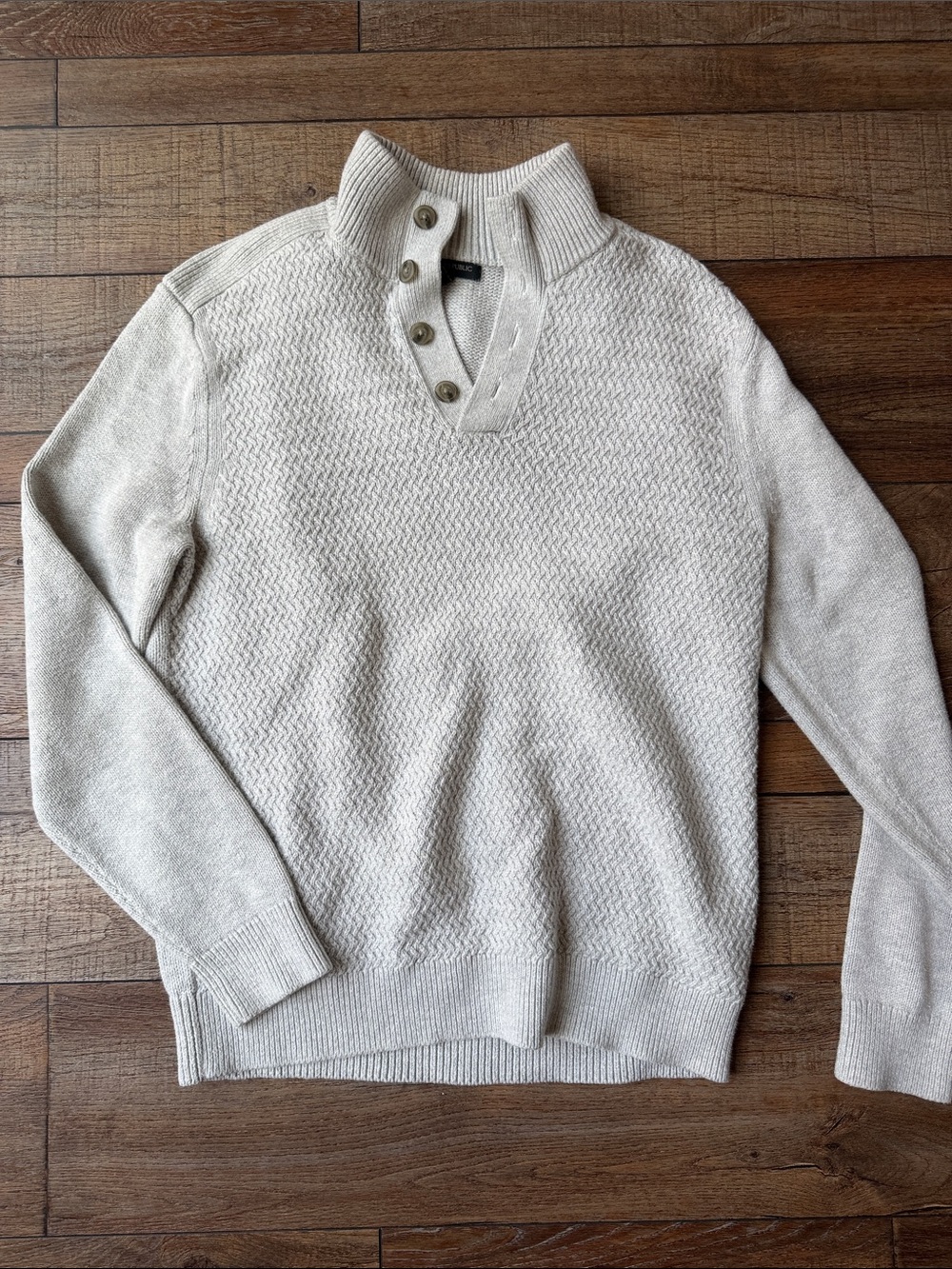 Men's silver grey Button-Neck Knit Sweater